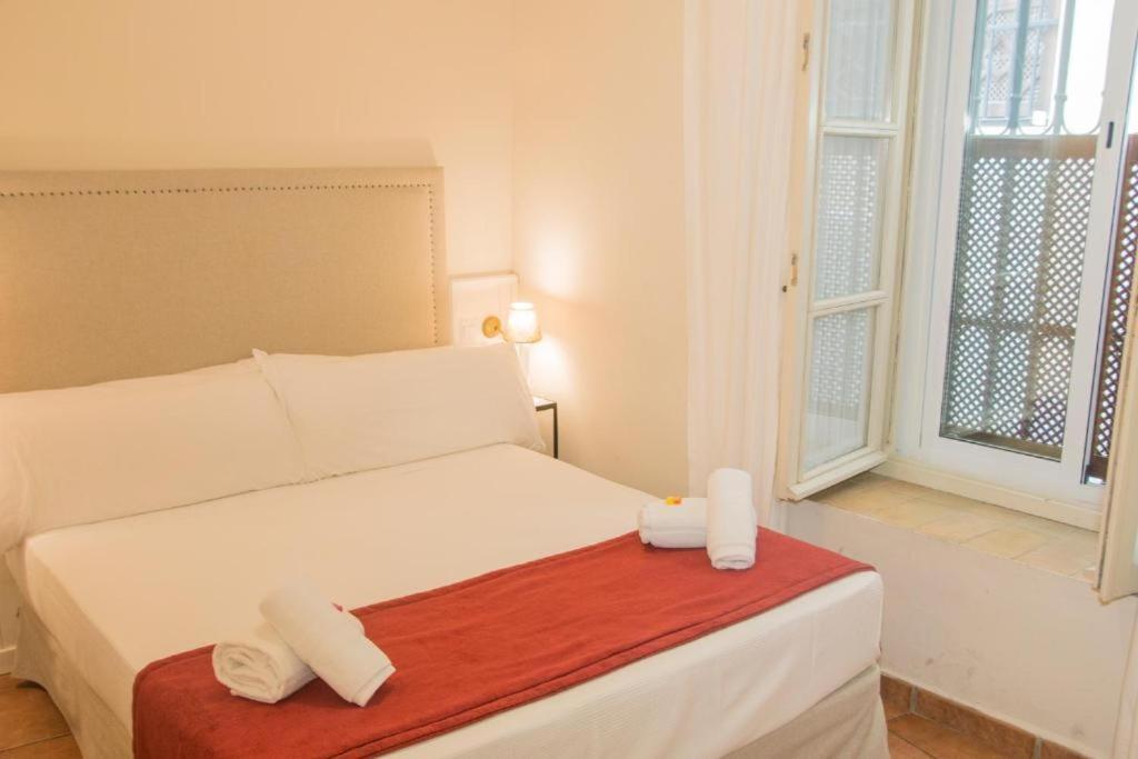 Hostal Callejon Del Agua Seville Luaran gambar