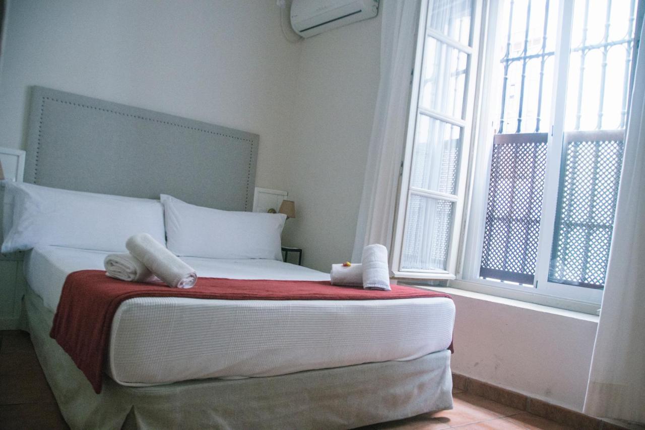 Hostal Callejon Del Agua Seville Luaran gambar