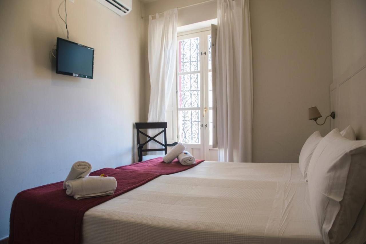 Hostal Callejon Del Agua Seville Luaran gambar