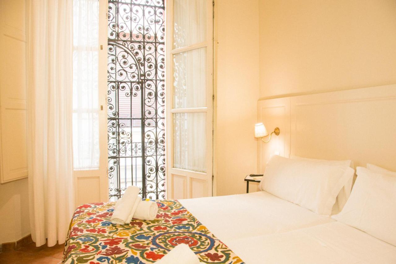 Hostal Callejon Del Agua Seville Luaran gambar