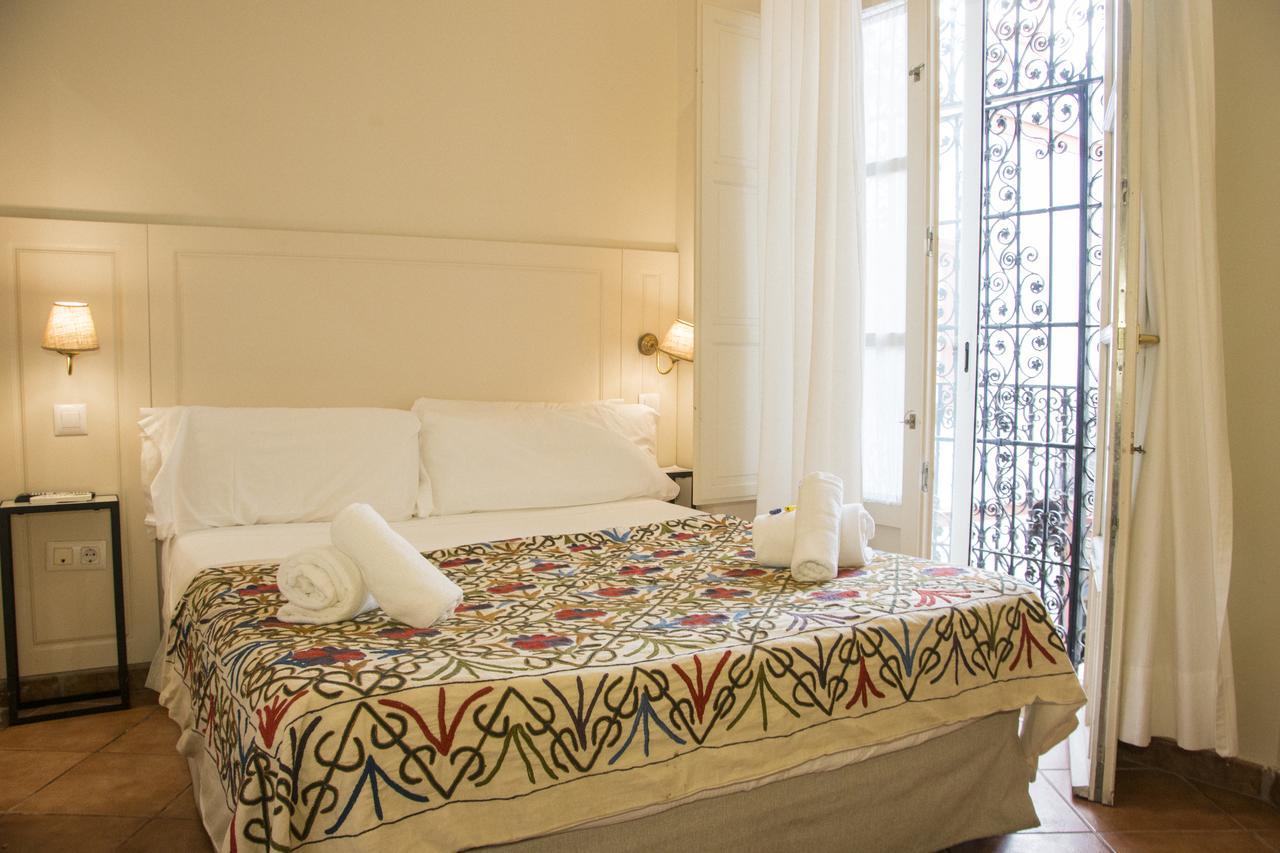 Hostal Callejon Del Agua Seville Luaran gambar