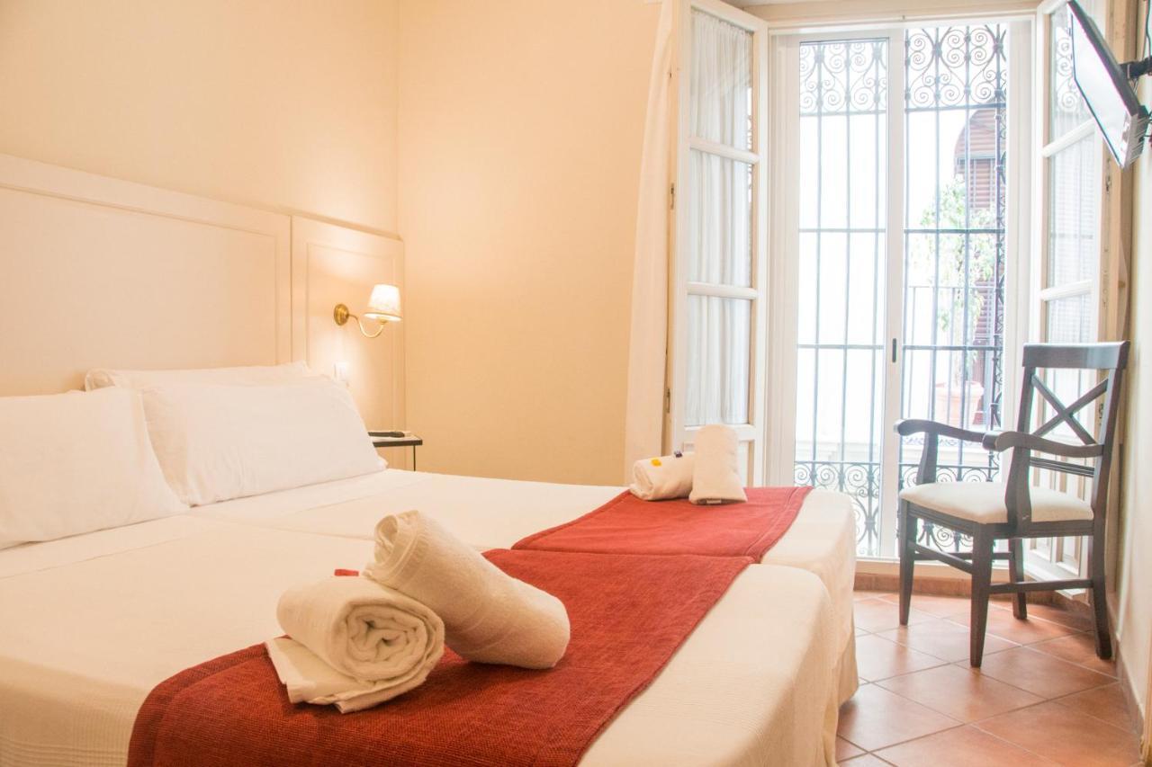 Hostal Callejon Del Agua Seville Luaran gambar