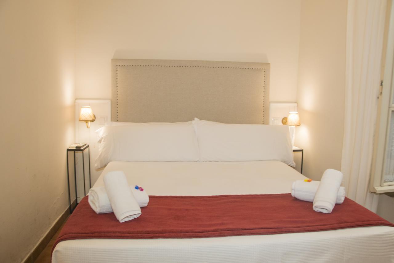 Hostal Callejon Del Agua Seville Luaran gambar