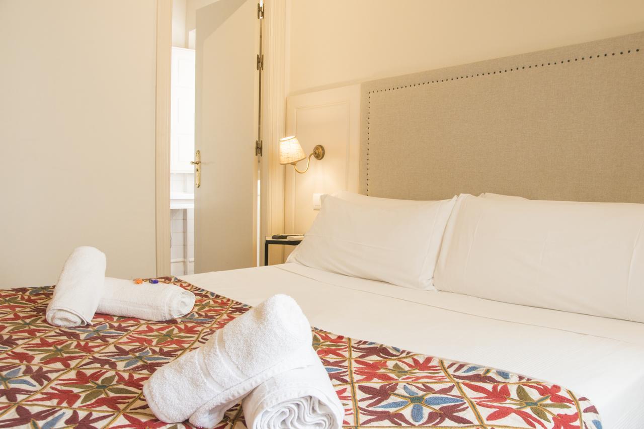 Hostal Callejon Del Agua Seville Luaran gambar