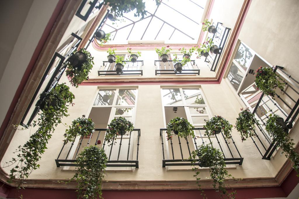 Hostal Callejon Del Agua Seville Luaran gambar