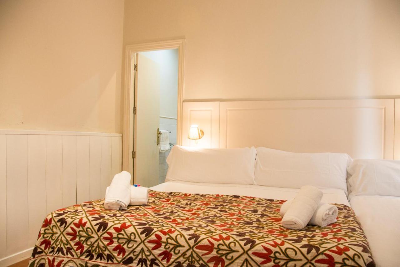 Hostal Callejon Del Agua Seville Luaran gambar